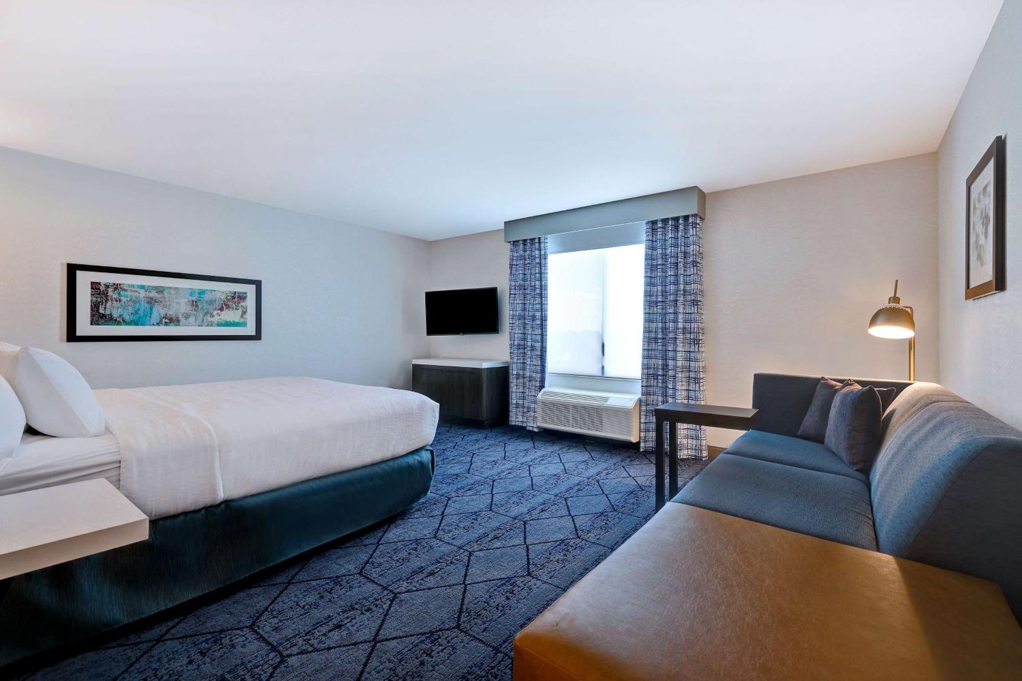 Hilton Garden Inn Сидар-Рапидс Экстерьер фото